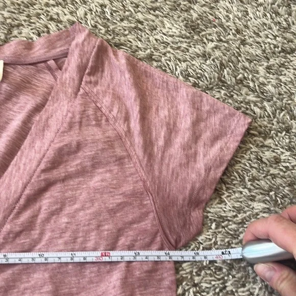 We The Free Free People Clementine V Neck Tee Shirt Top Berry Pink size Small - Picture 9 of 11